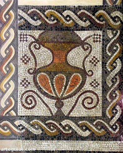 Detalle de mosaico con decoración figurativa (Vega del Ciego, Lena)